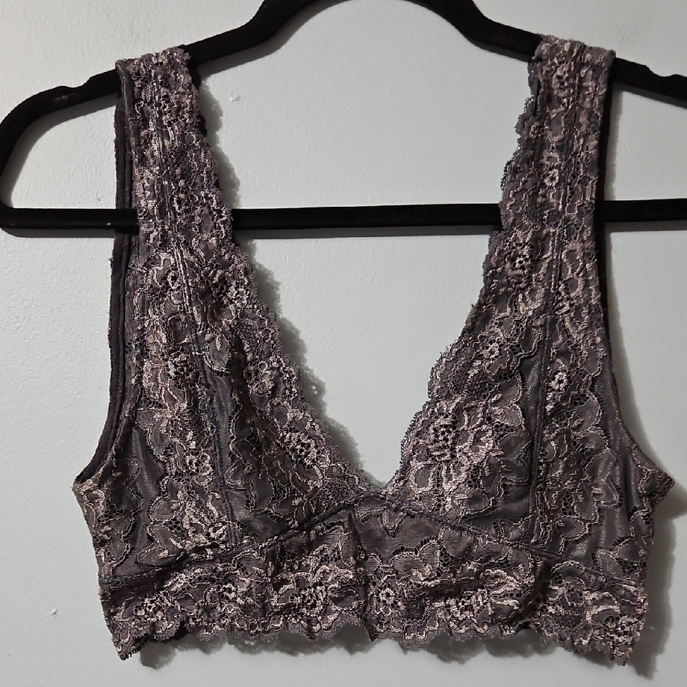 Signature 8 Lace Bralette in Gray & Silver Stretch Crop Top Size M